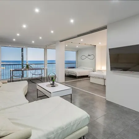 Apartamento Loft Primera Linea, Playa De La Albufereta *